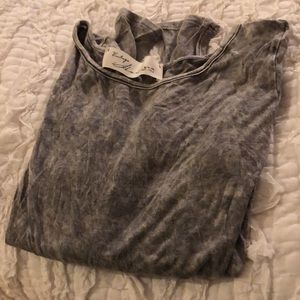 Acid wash vintage long sleeve crop top